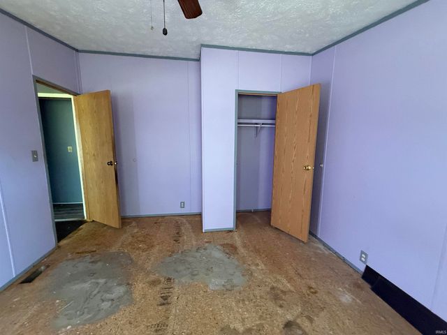 1229 N Indiana Avenue, Hartford City, IN 47348