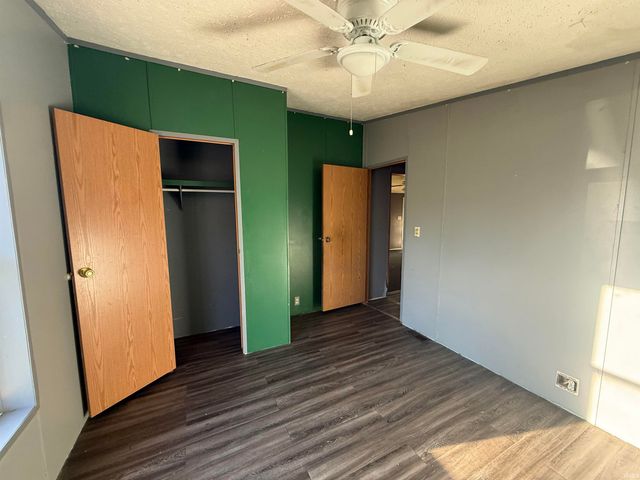 1229 N Indiana Avenue, Hartford City, IN 47348