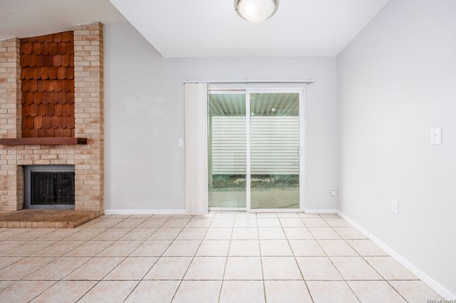 3543 BOTTOMLESS LK, San Antonio, TX 78222