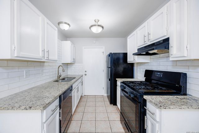 3543 BOTTOMLESS LK, San Antonio, TX 78222