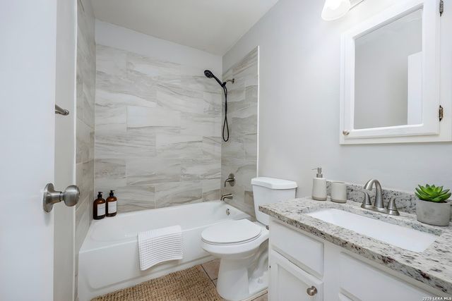 3543 BOTTOMLESS LK, San Antonio, TX 78222