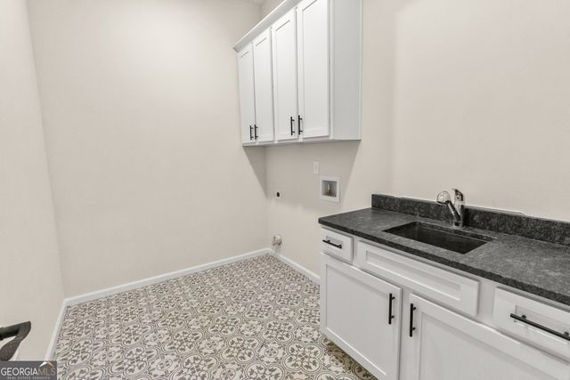 4725 Cardinal Ridge Way, Flowery Branch, GA 30542