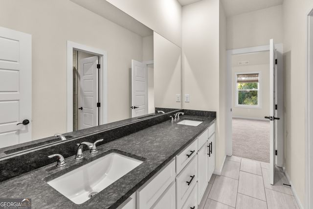 4725 Cardinal Ridge Way, Flowery Branch, GA 30542