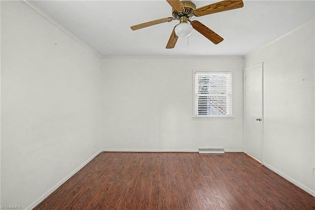 1205 Robin Hood Road, High Point, NC 27262