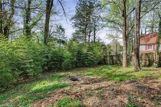 1205 Robin Hood Road, High Point, NC 27262