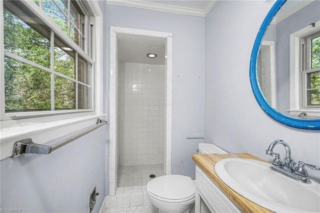 1205 Robin Hood Road, High Point, NC 27262