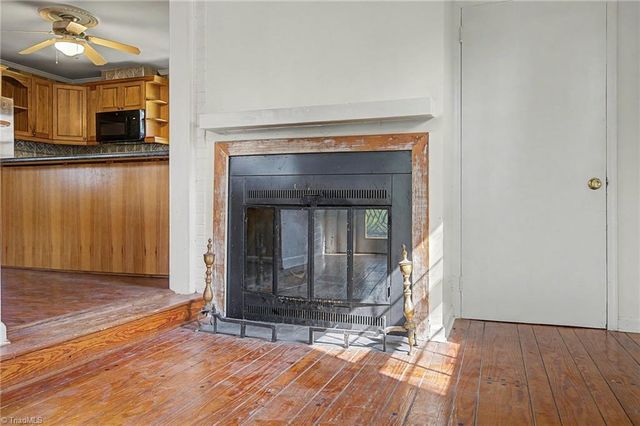1205 Robin Hood Road, High Point, NC 27262