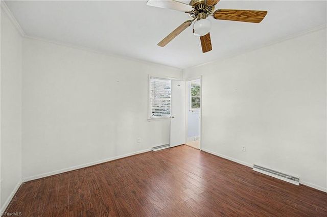 1205 Robin Hood Road, High Point, NC 27262