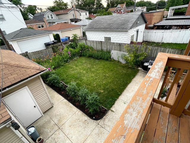 4048 N Kilbourn Avenue 2, Chicago, IL 60641