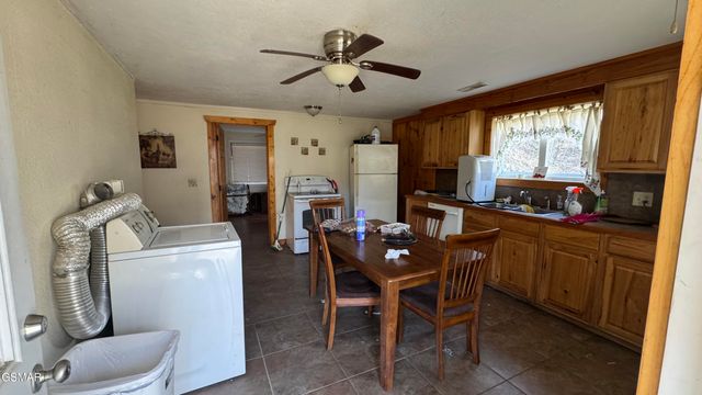 325 Autumn Lane, Gatlinburg, TN 37738