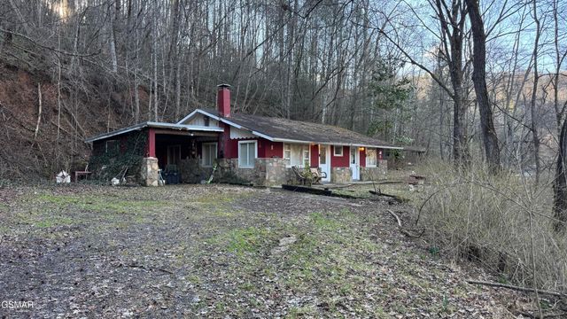 325 Autumn Lane, Gatlinburg, TN 37738