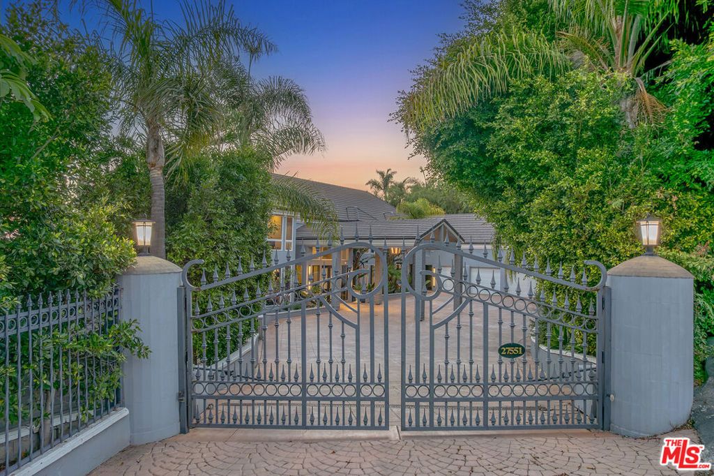 27551 Pacific Coast Highway, Malibu, CA 90265 — photo 2