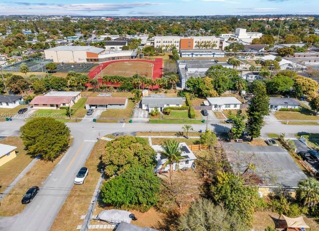 3580 NW 4th St, Lauderhill, FL 33311