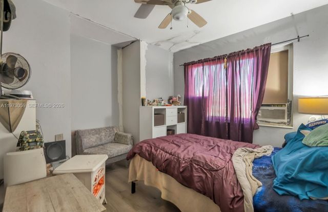 3580 NW 4th St, Lauderhill, FL 33311