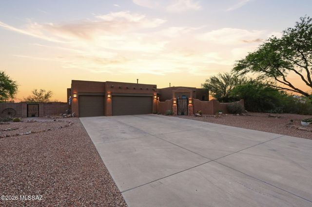 9320 S Avenida Mochuelo, Vail, AZ 85641