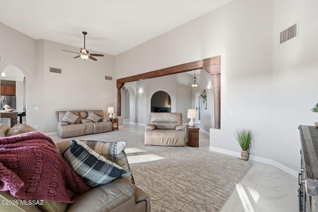 9320 S Avenida Mochuelo, Vail, AZ 85641