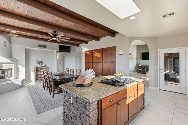 9320 S Avenida Mochuelo, Vail, AZ 85641