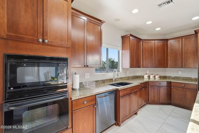 9320 S Avenida Mochuelo, Vail, AZ 85641