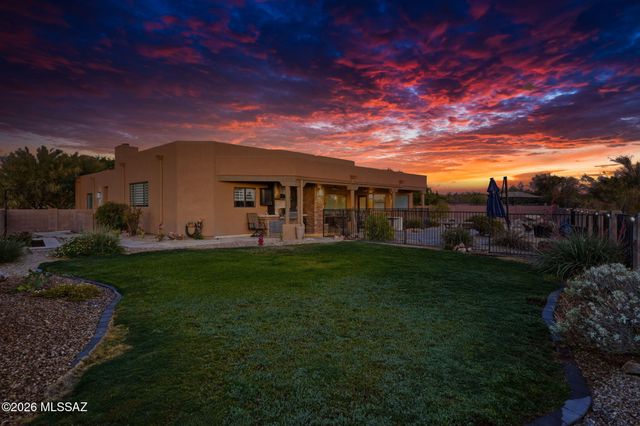 9320 S Avenida Mochuelo, Vail, AZ 85641