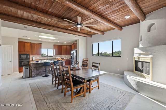 9320 S Avenida Mochuelo, Vail, AZ 85641