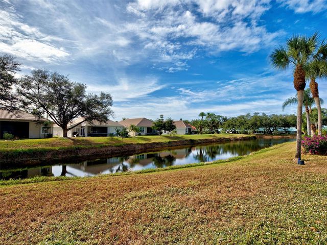 166 SOUTHAMPTON PLACE S 348, Venice, FL 34293