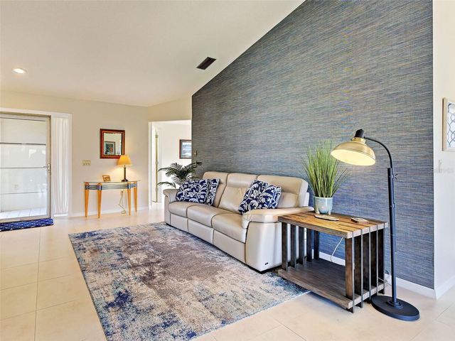 166 SOUTHAMPTON PLACE S 348, Venice, FL 34293