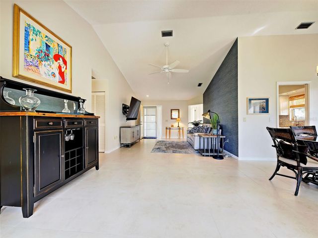 166 SOUTHAMPTON PLACE S 348, Venice, FL 34293