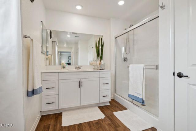 420 Celebration Lane, Santa Paula, CA 93060