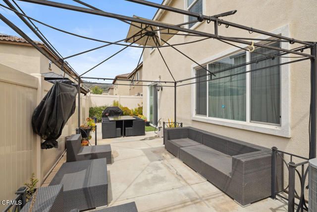 420 Celebration Lane, Santa Paula, CA 93060