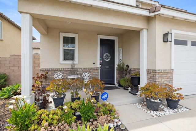 420 Celebration Lane, Santa Paula, CA 93060
