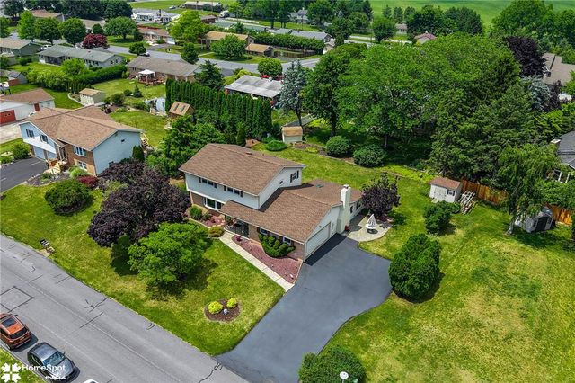 2831 Vista Drive, North Whitehall Twp, PA 18037