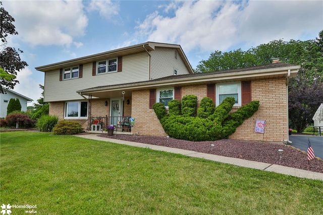 2831 Vista Drive, North Whitehall Twp, PA 18037