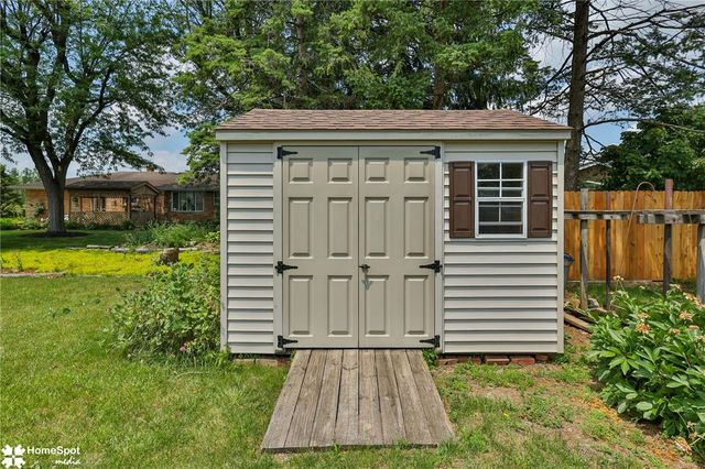 2831 Vista Drive, North Whitehall Twp, PA 18037
