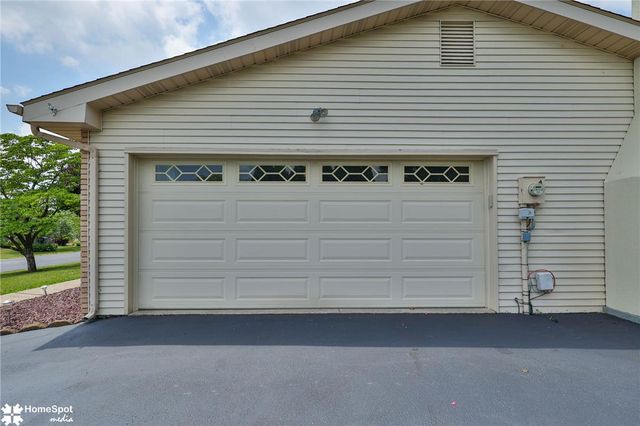 2831 Vista Drive, North Whitehall Twp, PA 18037