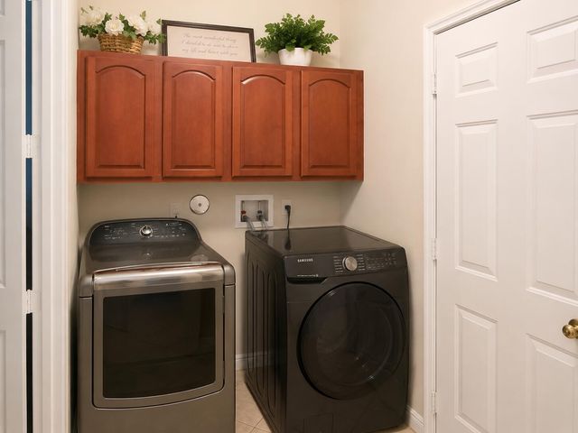 3800 E Hibiscus Street, Weston, FL 33332