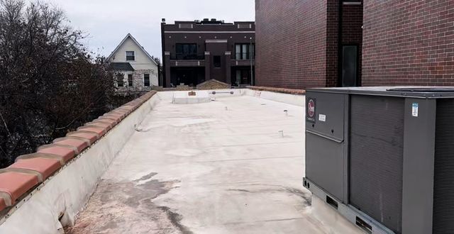 3117 N Clybourn Avenue, Chicago, IL 60618