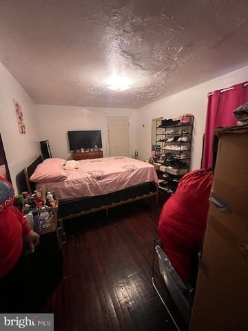 815 W CHEW ST, Allentown, PA 18104