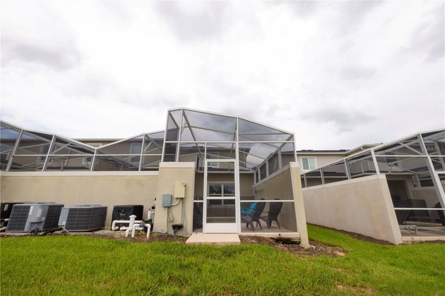 302 OCEAN COURSE AVENUE, Davenport, FL 33896