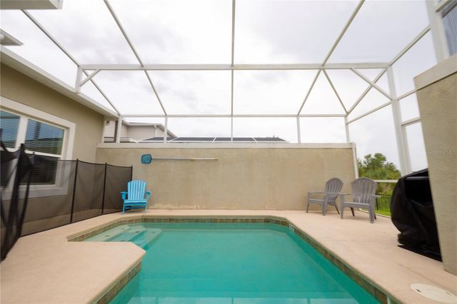 302 OCEAN COURSE AVENUE, Davenport, FL 33896