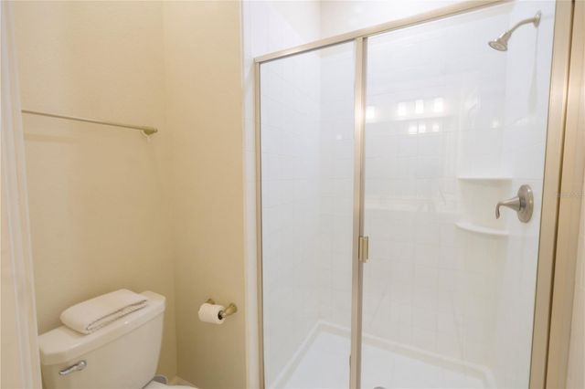 302 OCEAN COURSE AVENUE, Davenport, FL 33896