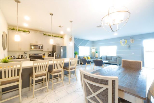 302 OCEAN COURSE AVENUE, Davenport, FL 33896