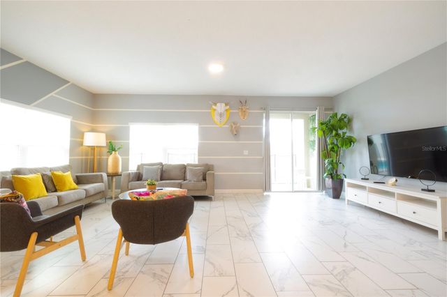 302 OCEAN COURSE AVENUE, Davenport, FL 33896