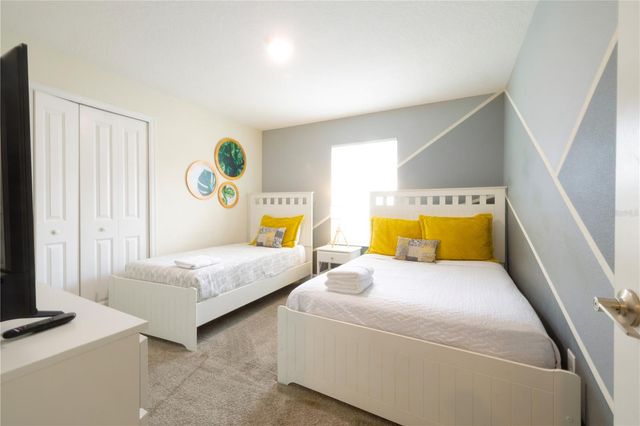 302 OCEAN COURSE AVENUE, Davenport, FL 33896