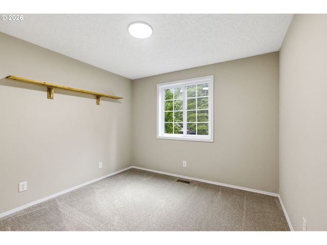 18110 Ne 159TH Ave, Brush Prairie, WA 98606