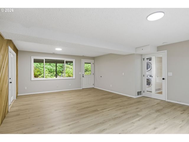 18110 Ne 159TH Ave, Brush Prairie, WA 98606