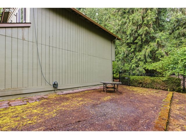 18110 Ne 159TH Ave, Brush Prairie, WA 98606