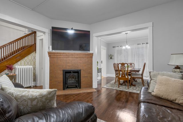 3027 Oak Park Avenue S, Berwyn, IL 60402