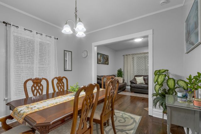 3027 Oak Park Avenue S, Berwyn, IL 60402