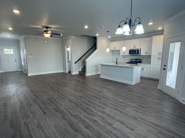 1450 Ailin Drive, College Station, TX 77845