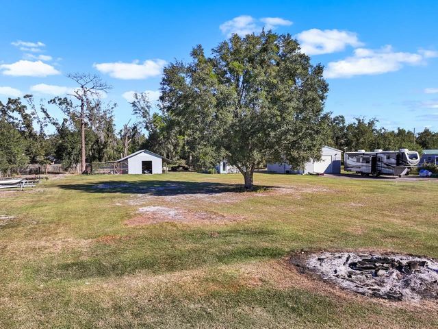 8409 HIGHLAND PINES COURT, Plant City, FL 33565